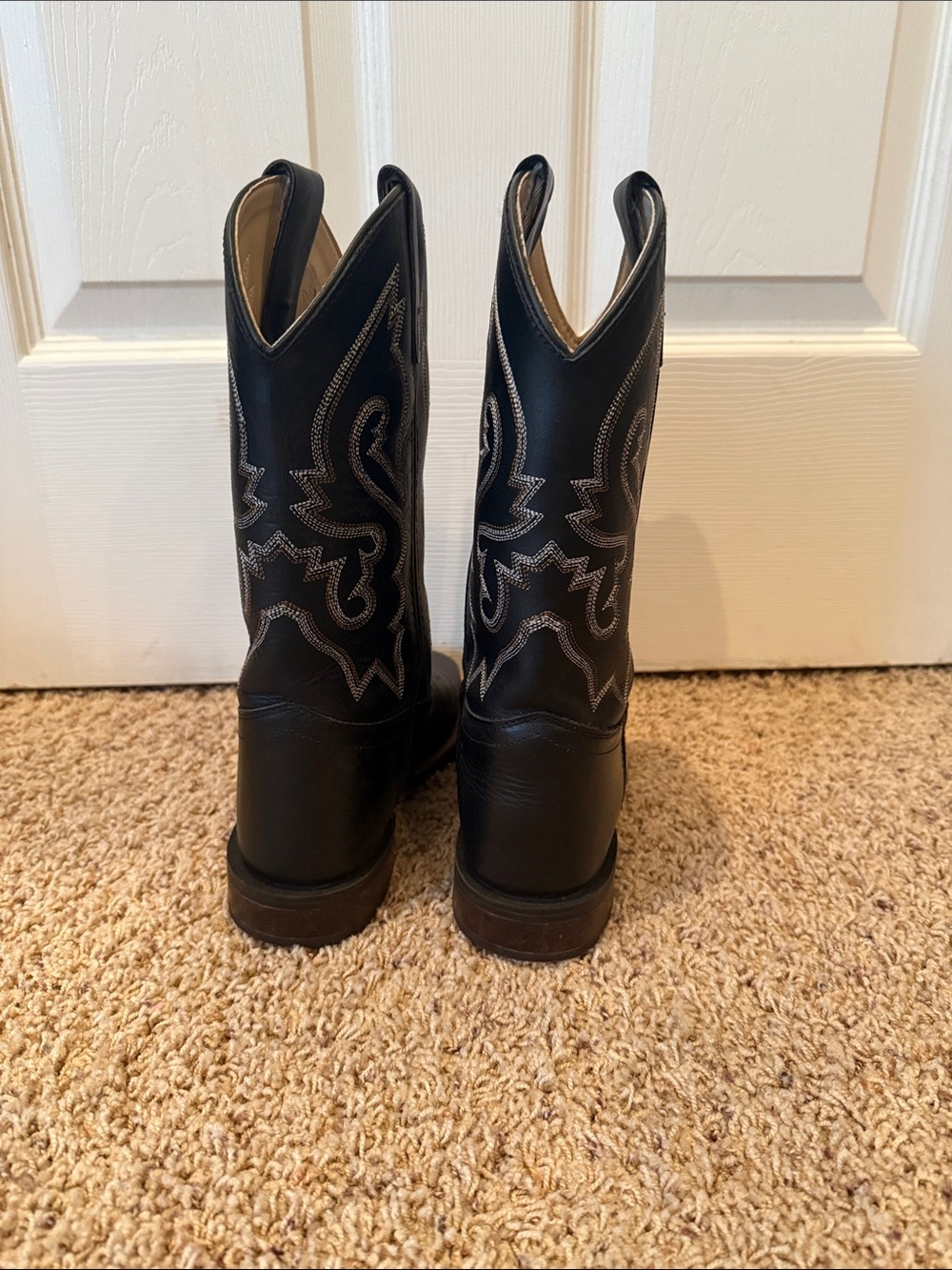 Boys Black Cowboy Boots size 5 - Picture 3 of 4